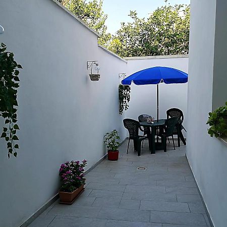 Vila A Casa Di Sante Arnesano Exteriér fotografie